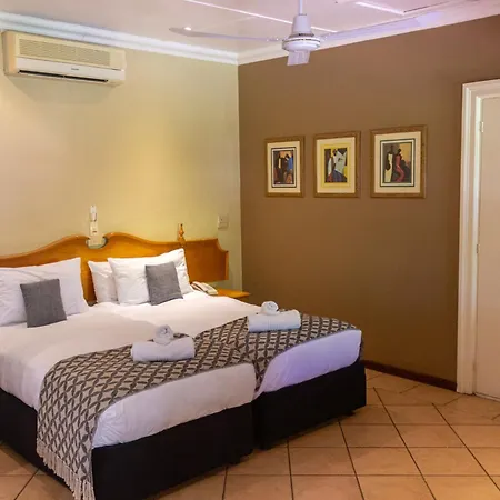 Hotel Numbi & Garden Suites Hazyview Exterior photo