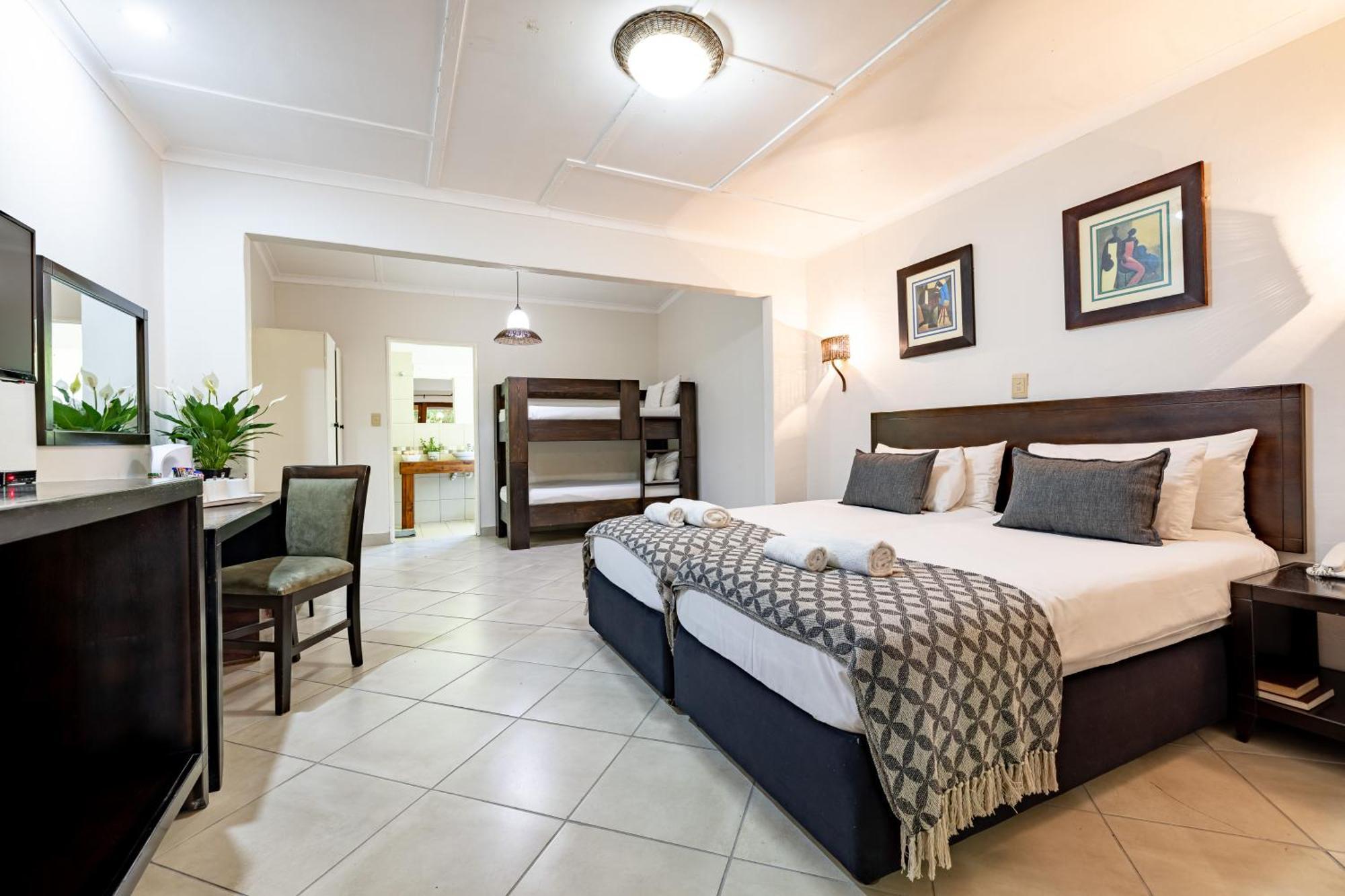 Hotel Numbi & Garden 3*